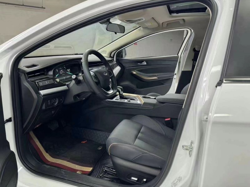 成都24年奇瑞艾瑞泽7