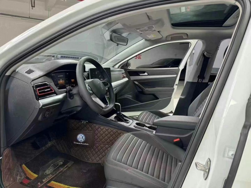 成都23年大众朗逸7