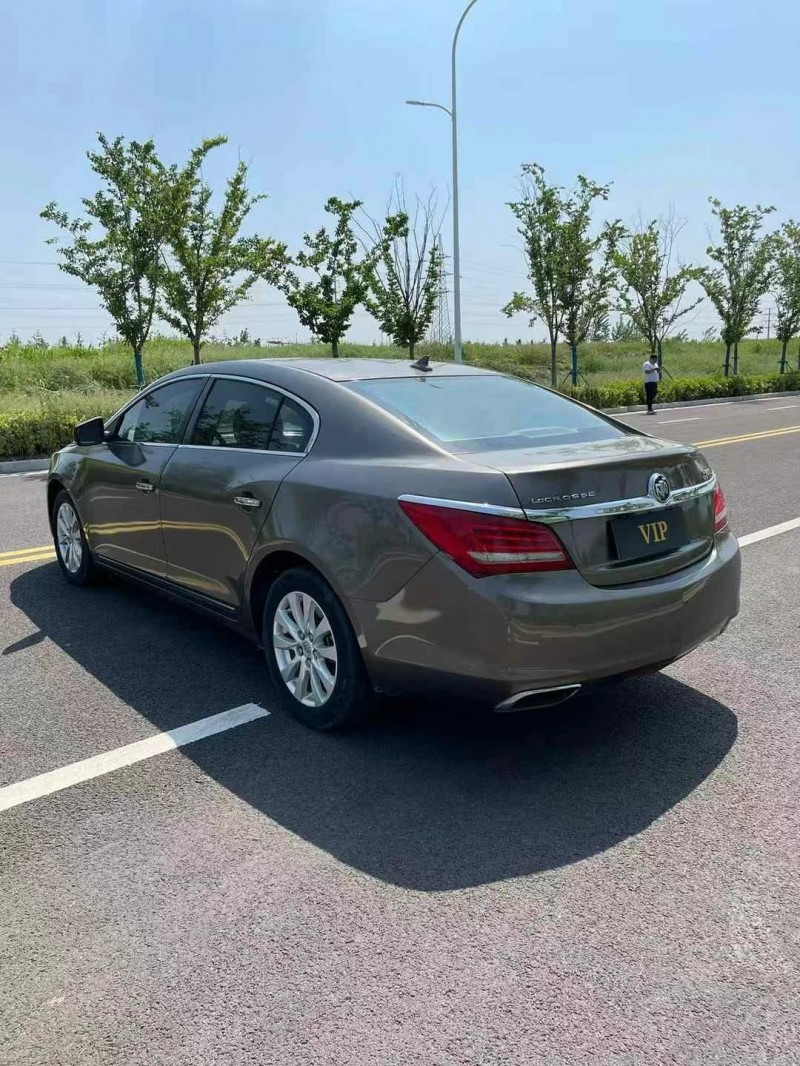 徐州16年别克君越7