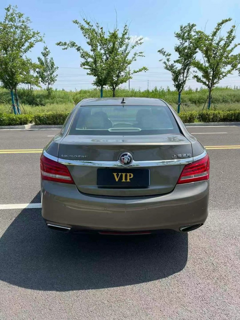 徐州16年别克君越9