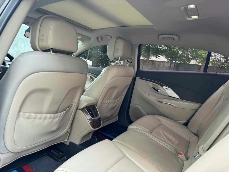 青岛15年别克君越4