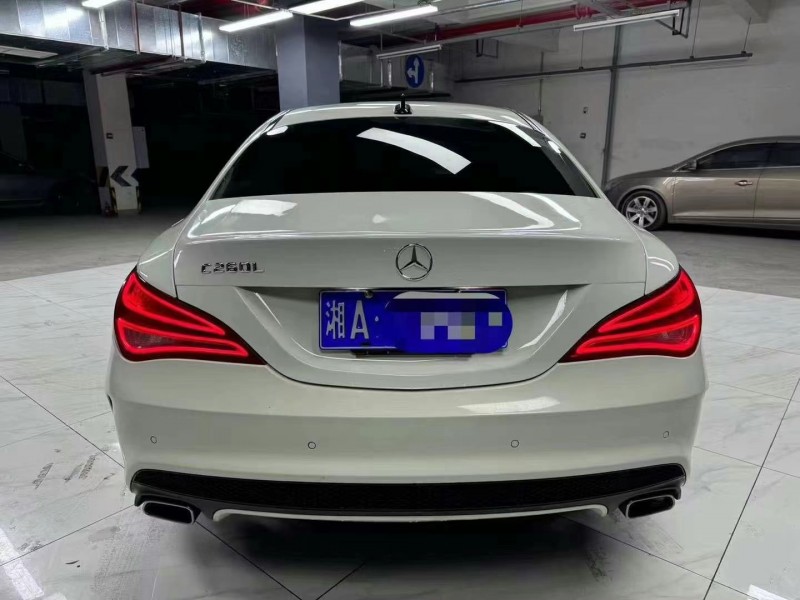 成都15年奔驰CLA5