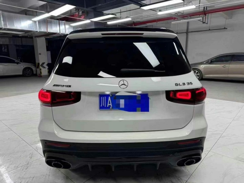 成都21年奔驰AMG5