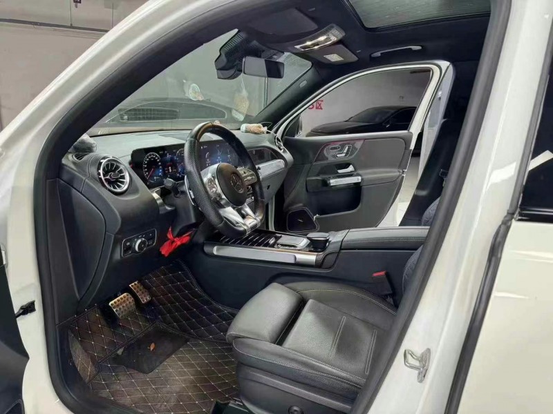 成都21年奔驰AMG6