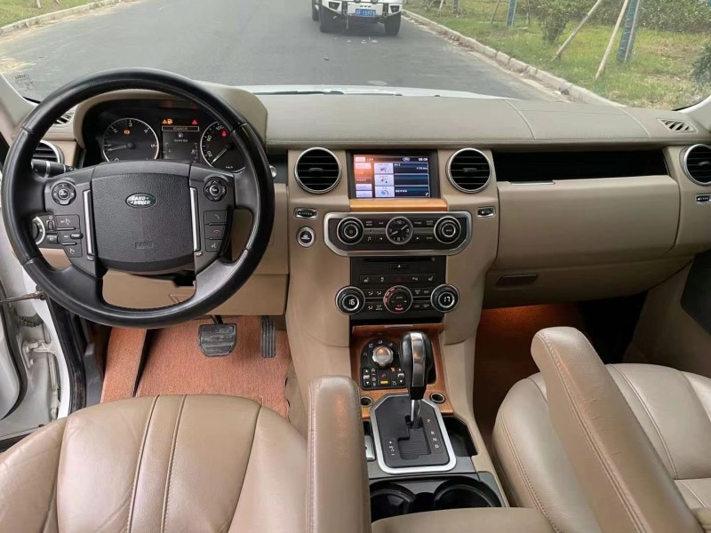 徐州12年路虎发现8