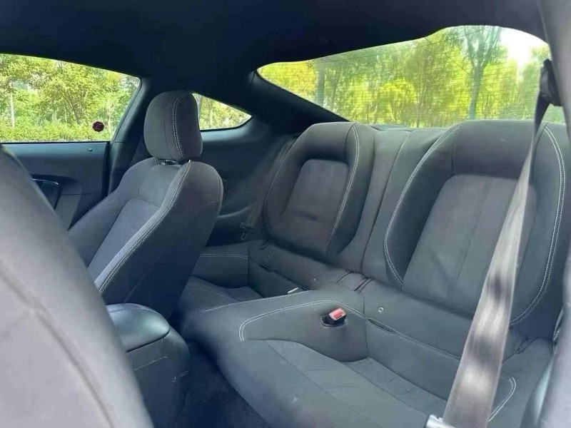 潍坊18年福特野马5