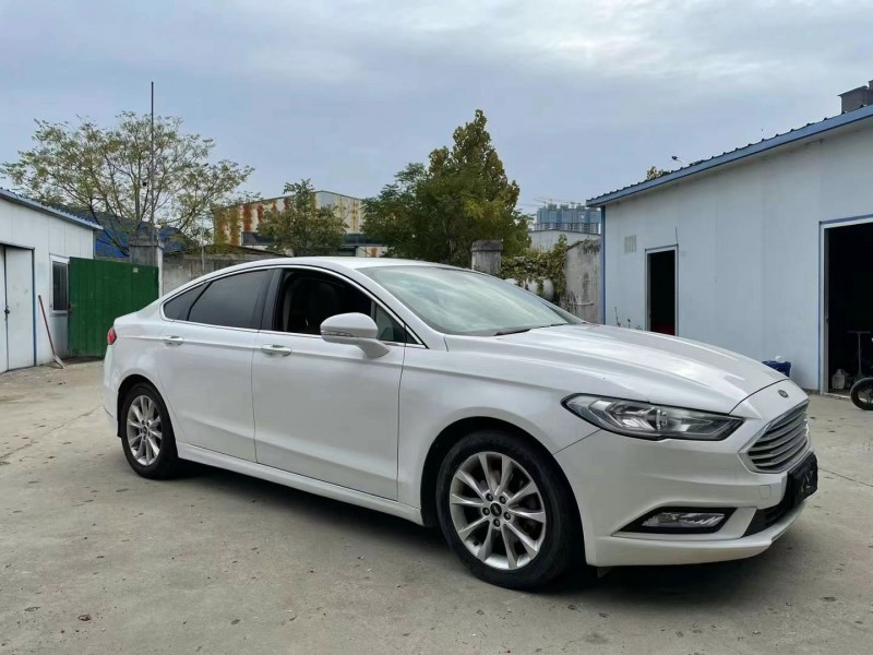 济宁17年福特蒙迪欧3