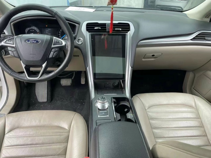 济宁17年福特蒙迪欧4