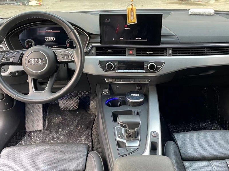 济宁21年奥迪A4L4