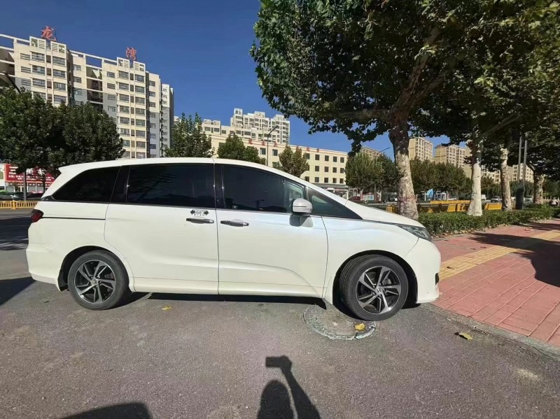 济宁14年本田奥德赛3