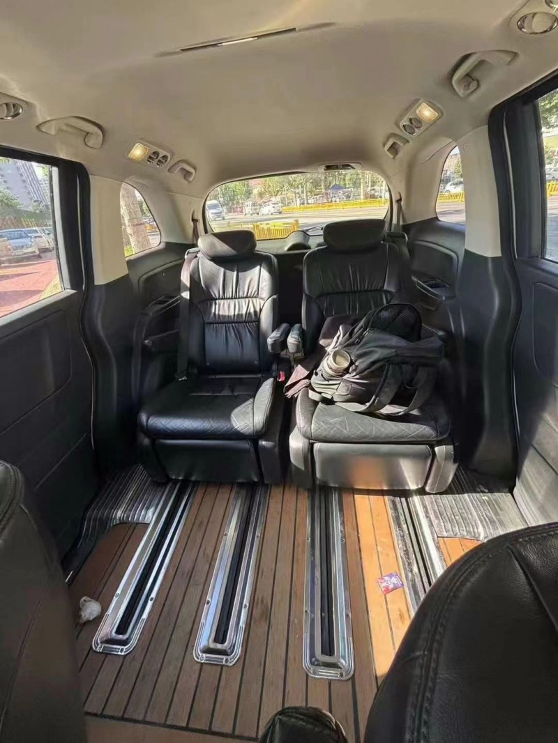 济宁14年本田奥德赛6