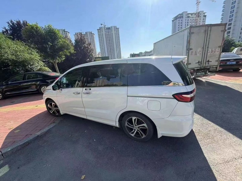 济宁14年本田奥德赛8