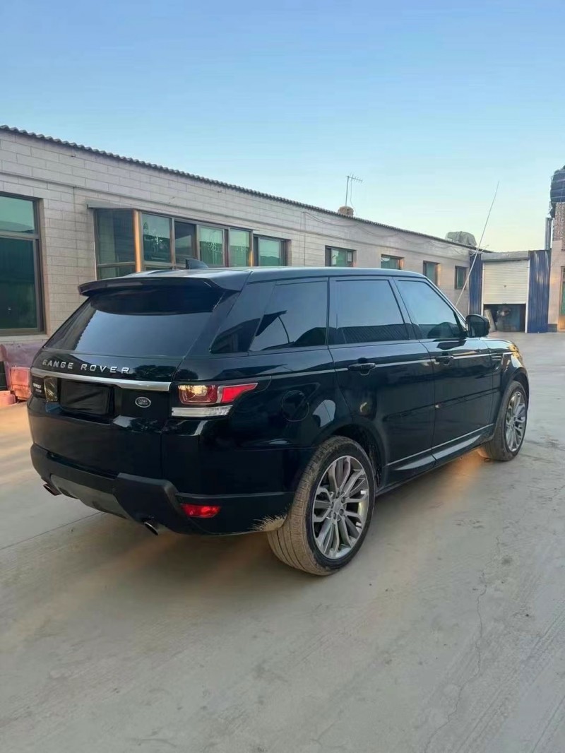 保定17年路虎揽胜运动8