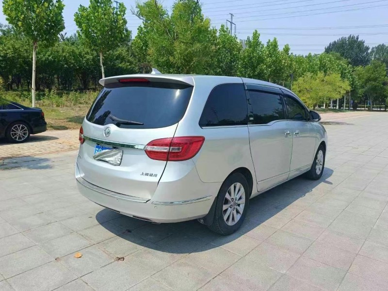 枣庄15年别克GL88