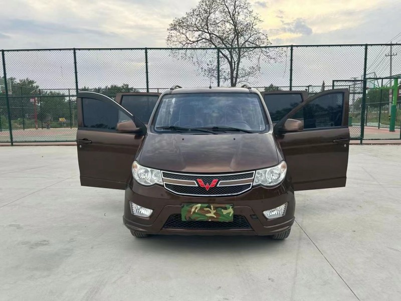徐州18年五菱汽車宏光8