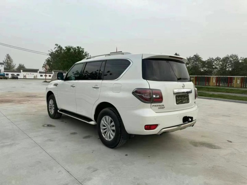 徐州17年日产途乐8
