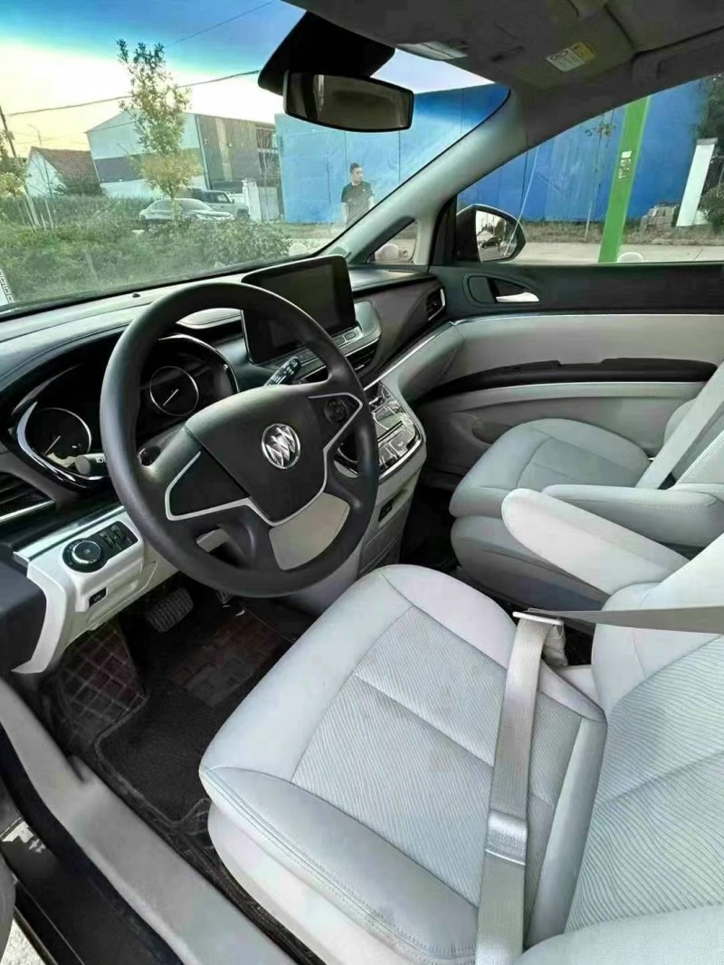 徐州21年别克GL84