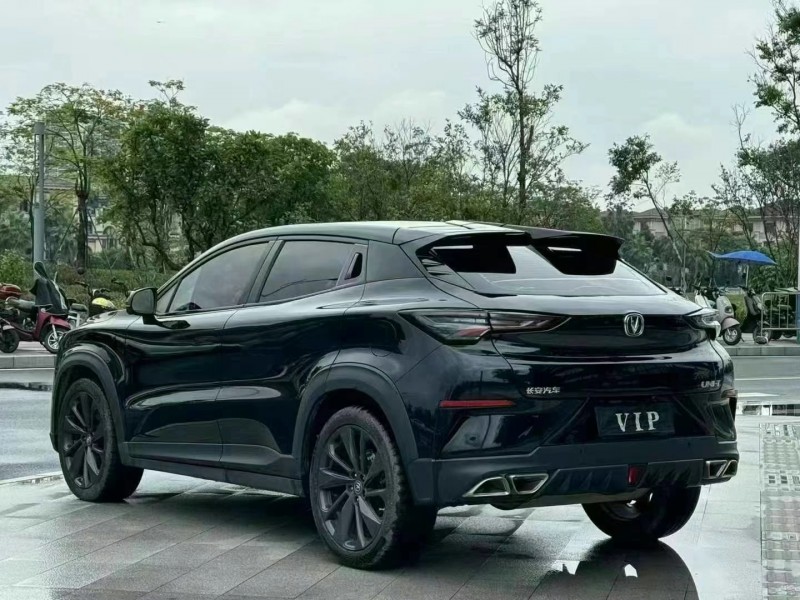 东莞21年长安汽车UNI-T8