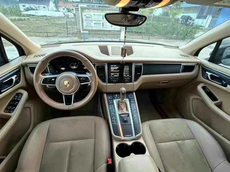 徐州16年保时捷Macan4