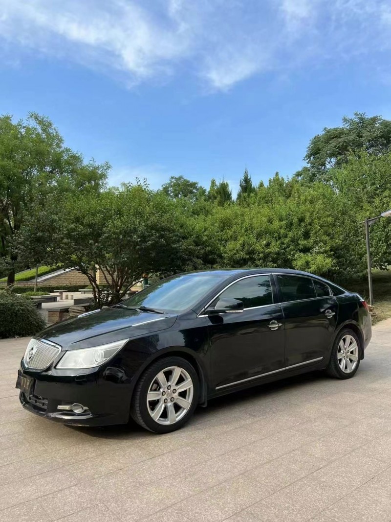 邢台13年别克君越2