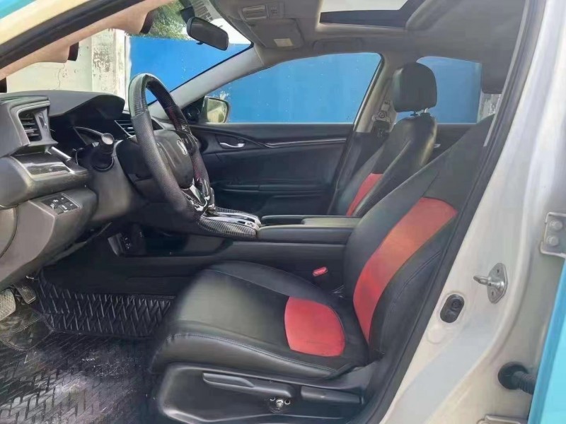 青岛18年本田思域6