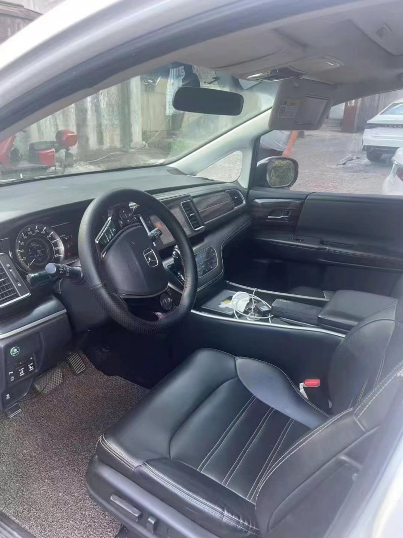 潍坊18年本田艾力绅2