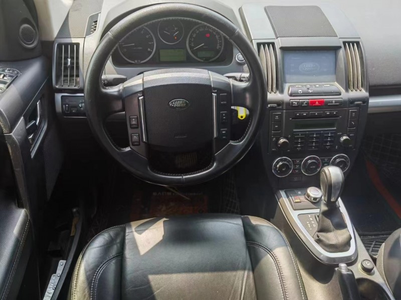 青岛11年路虎神行者5