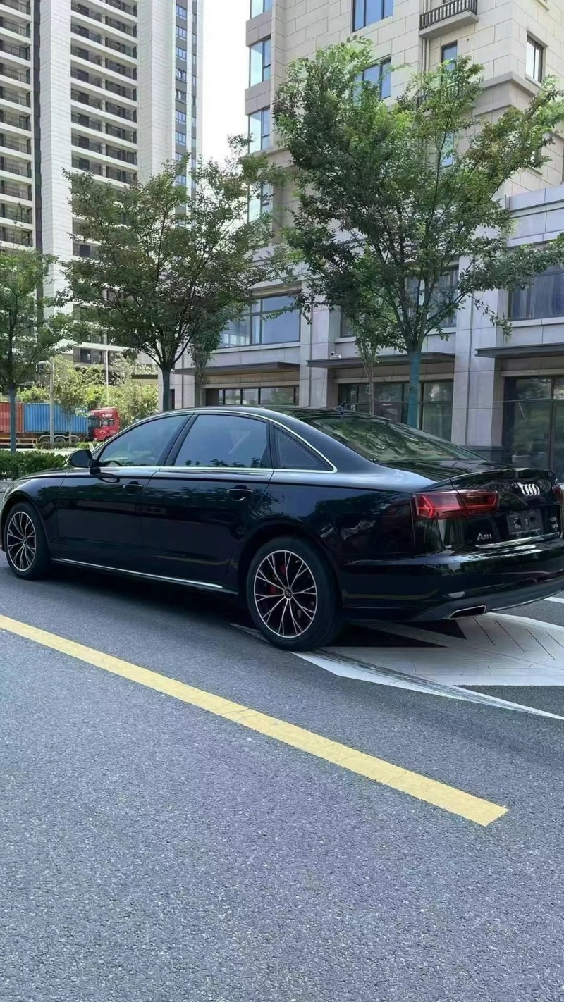 泰安17年奧迪A6L5