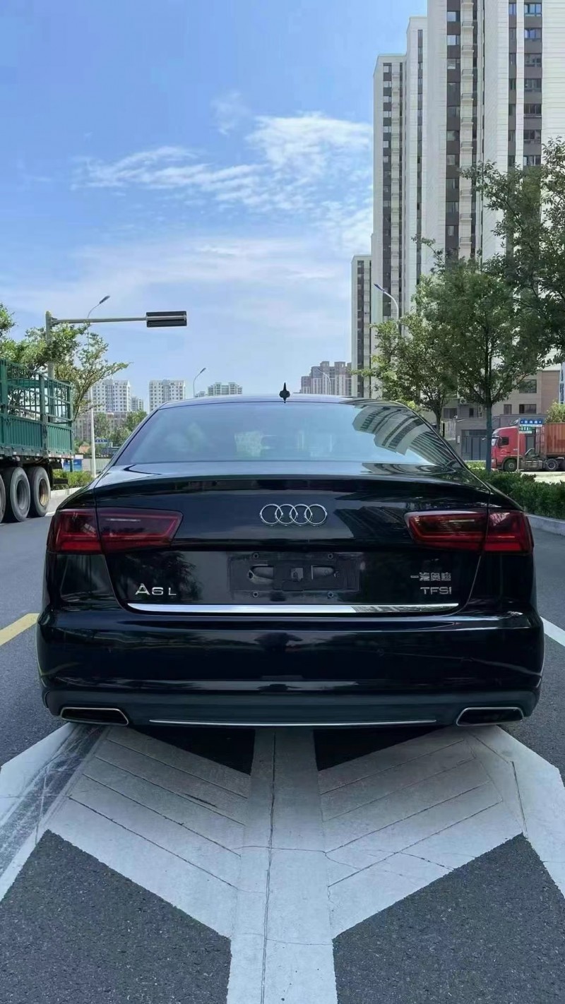 泰安17年奧迪A6L6