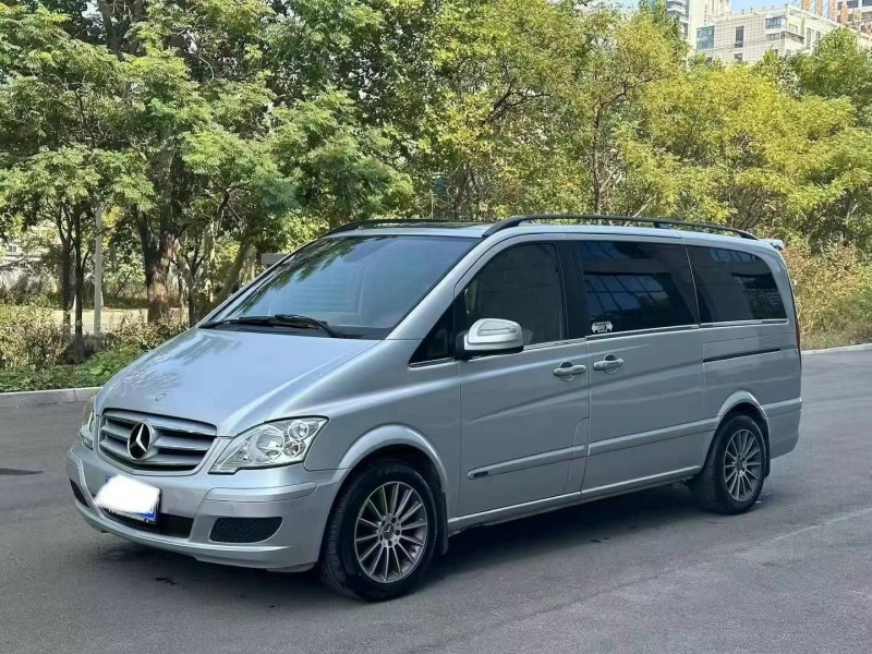 潍坊11年奔驰唯雅诺8