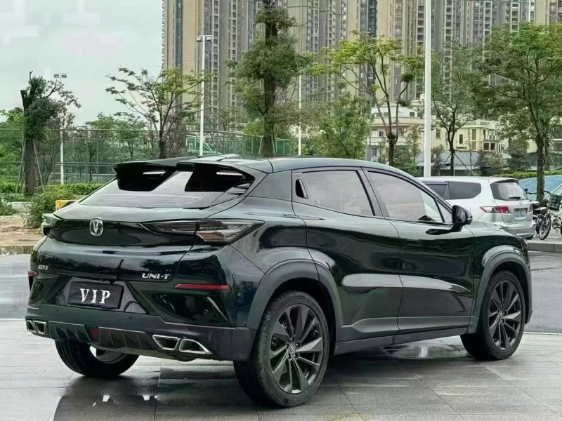 东莞21年长安汽车UNI-T5