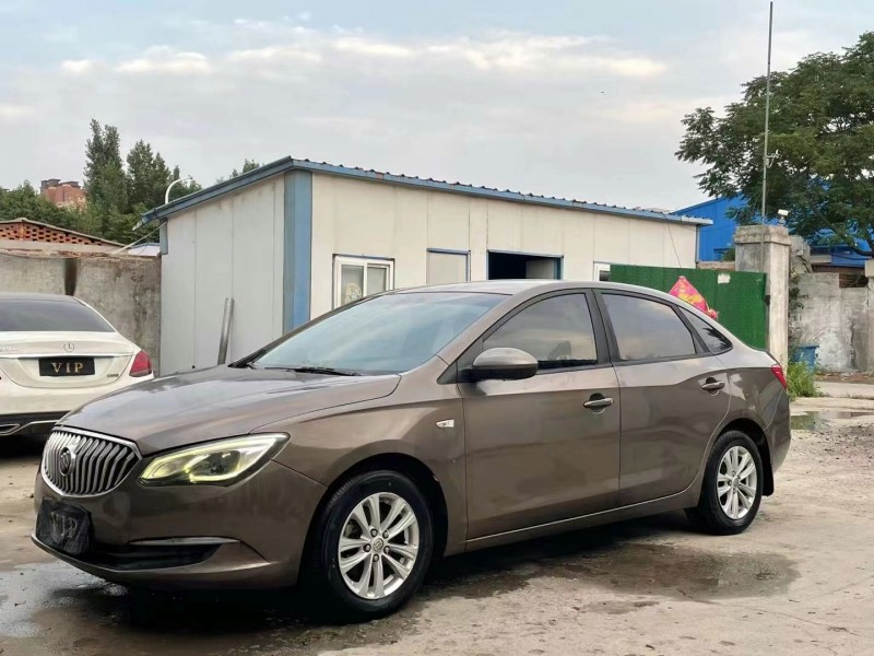 济宁16年别克英朗2