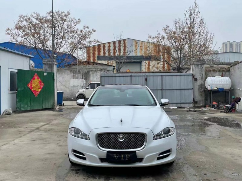 濟寧13年捷豹XJ1