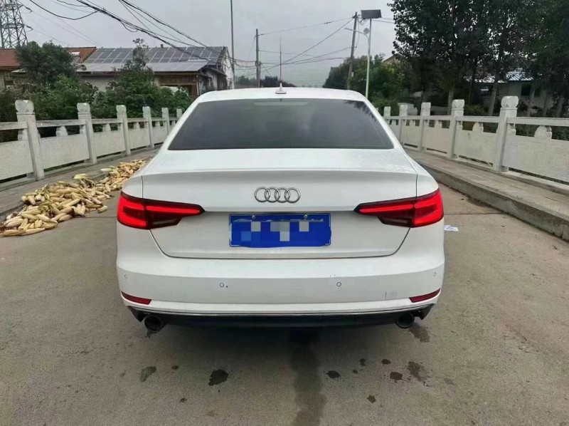 淄博18年奧迪A4L9