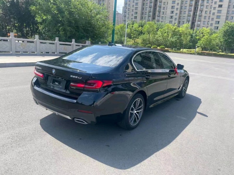 徐州22年宝马5系4