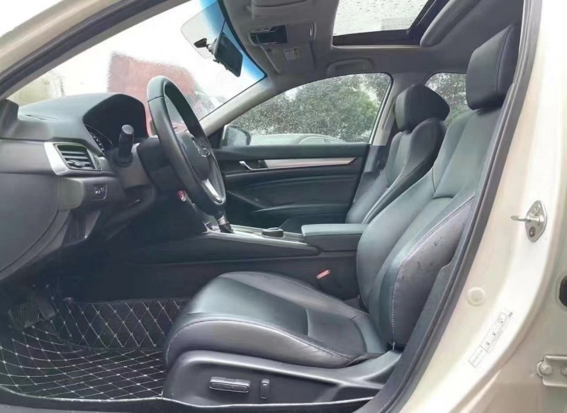 广州19年本田雅阁4