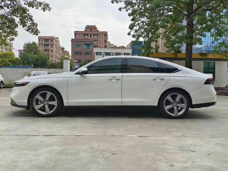 东莞24年本田雅阁7