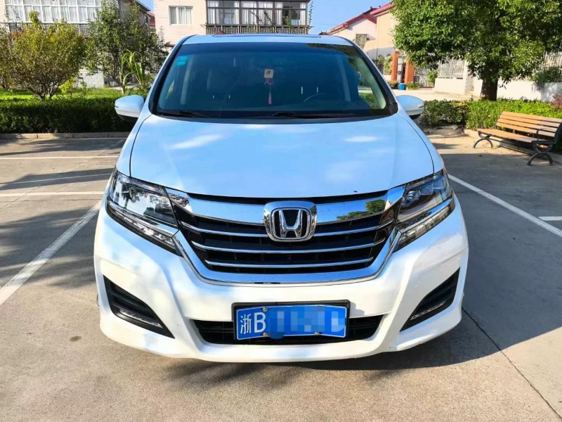 徐州18年本田艾力绅1