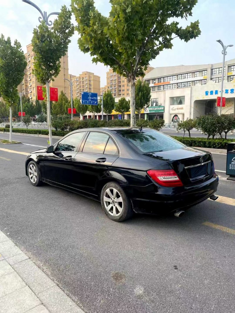 济宁13年奔驰C5