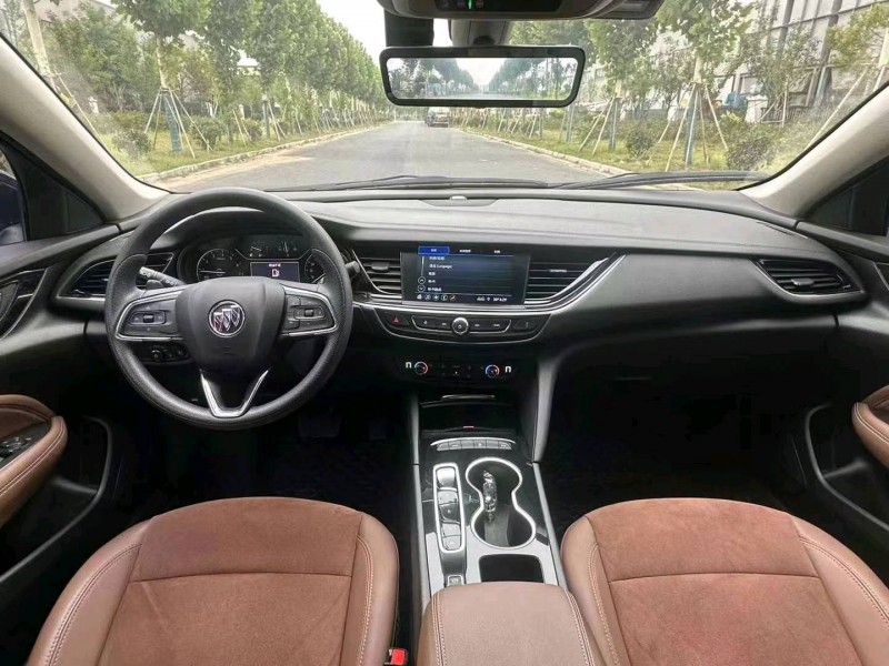 徐州22年别克君威7