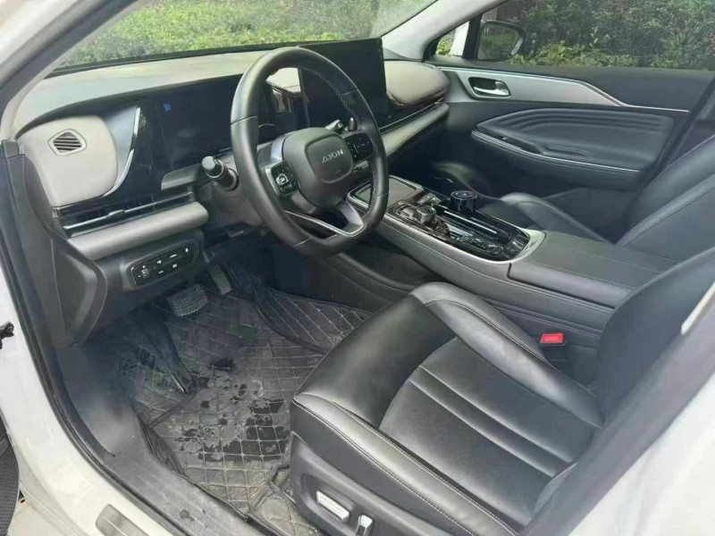 邵阳23年传祺埃安S4