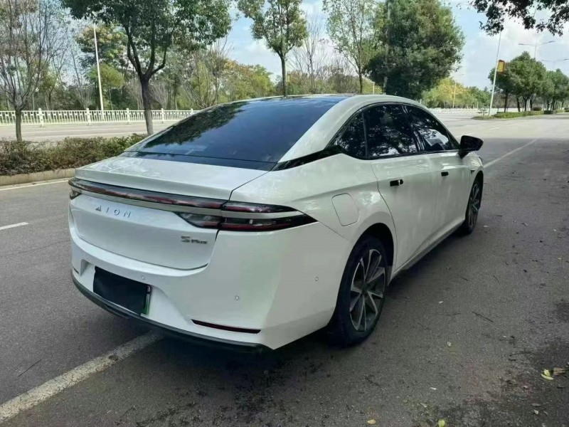 邵阳23年传祺埃安S5