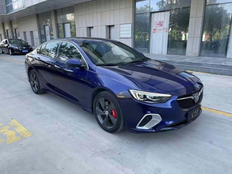 济宁18年别克君威3