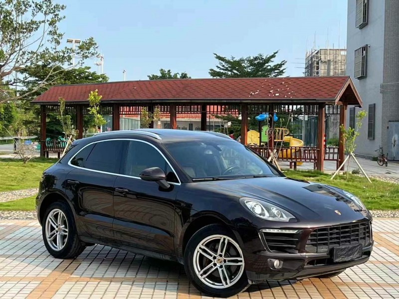 汕頭14年保時捷Macan2