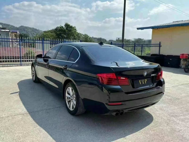 邵阳16年宝马5系9