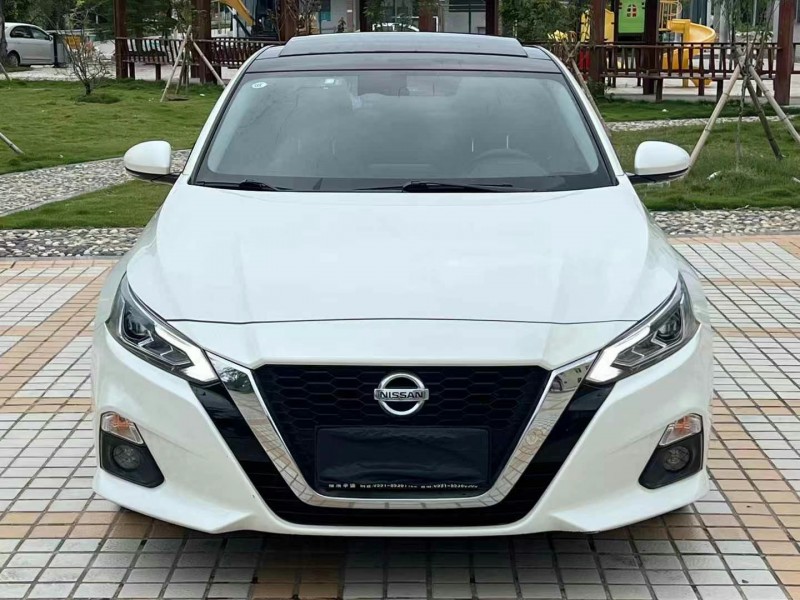 汕頭21年日產天籟1