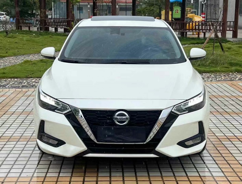 汕頭21年日產軒逸1