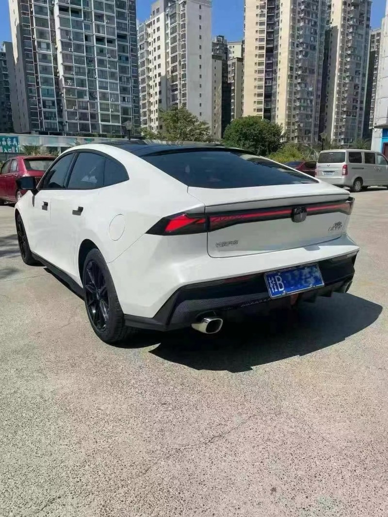 潍坊23年长安汽车UNI-V8