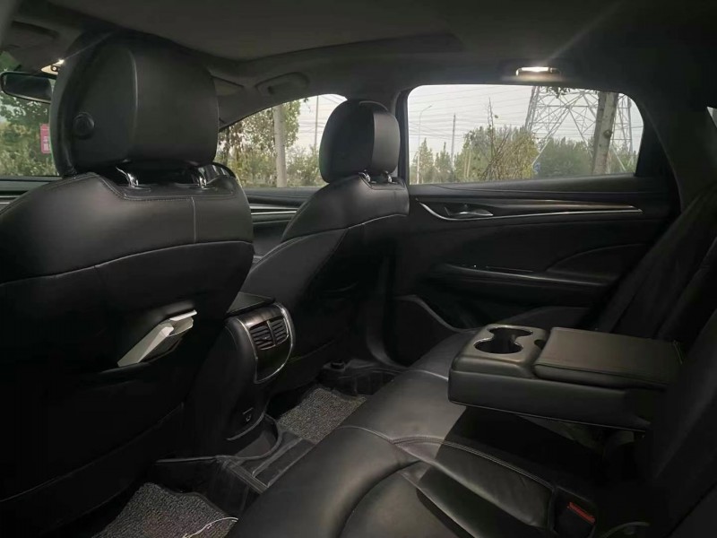 枣庄17年别克君越5