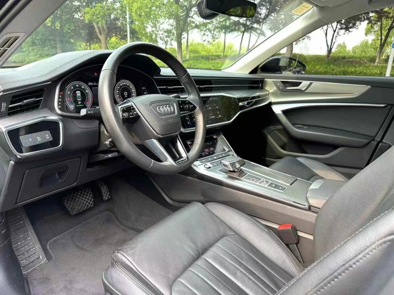 廈門21年奧迪A6L9